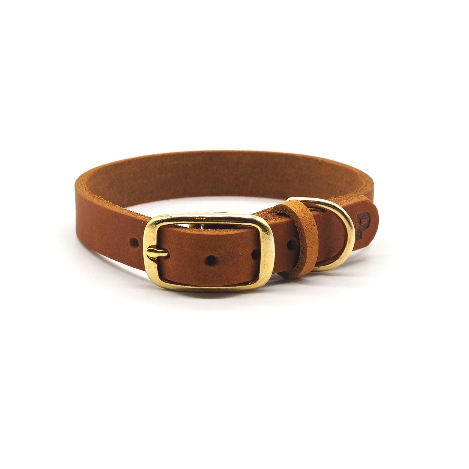 Narrow leather collar in cognac