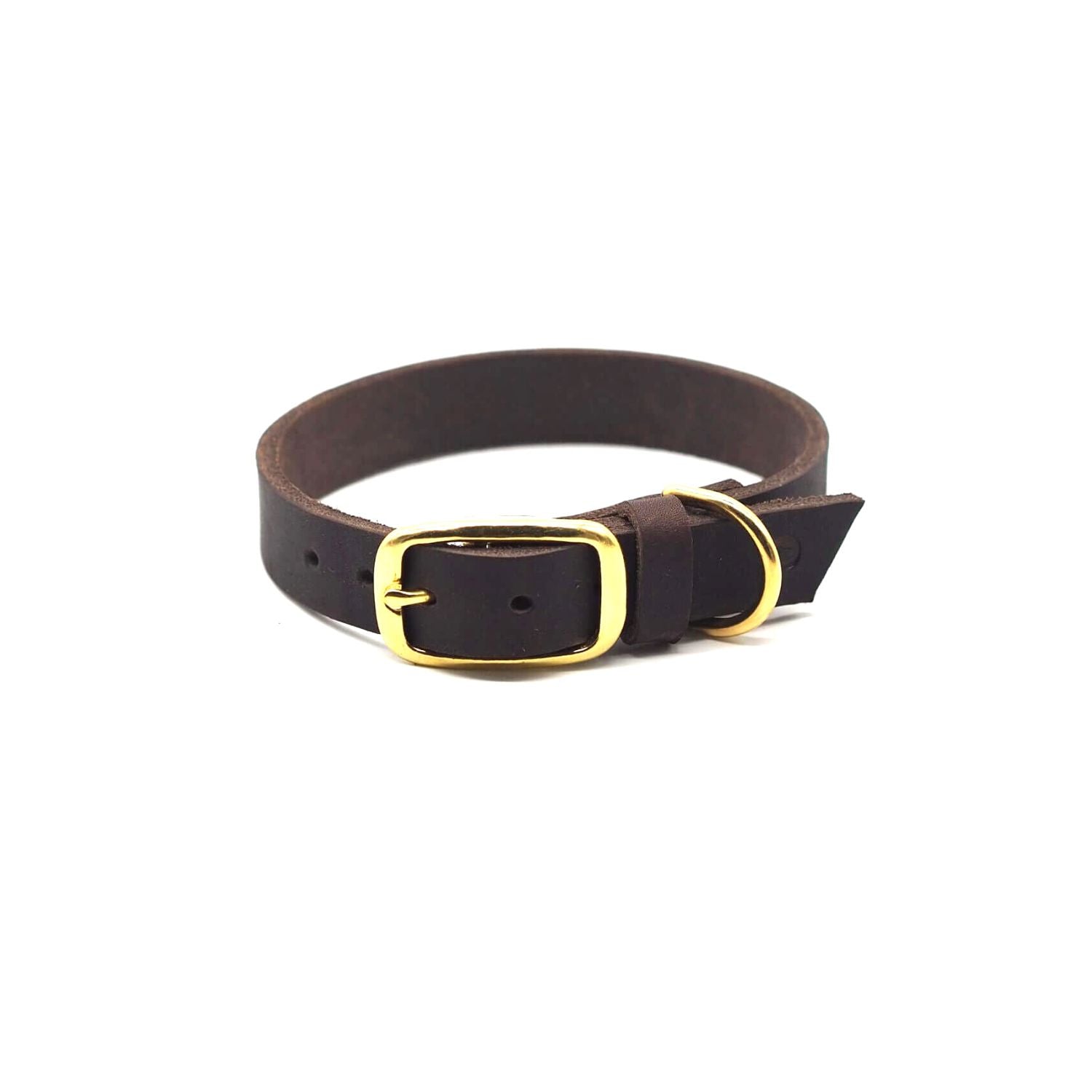 Personalizable puppy collar made of greased leather