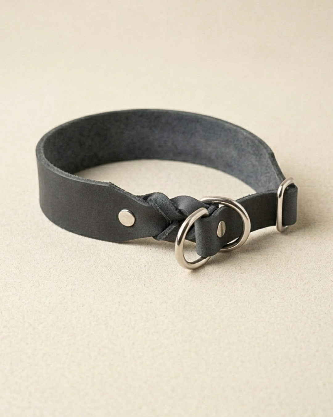 Zugstopp-Halsband aus Fettleder 'Steingrau'