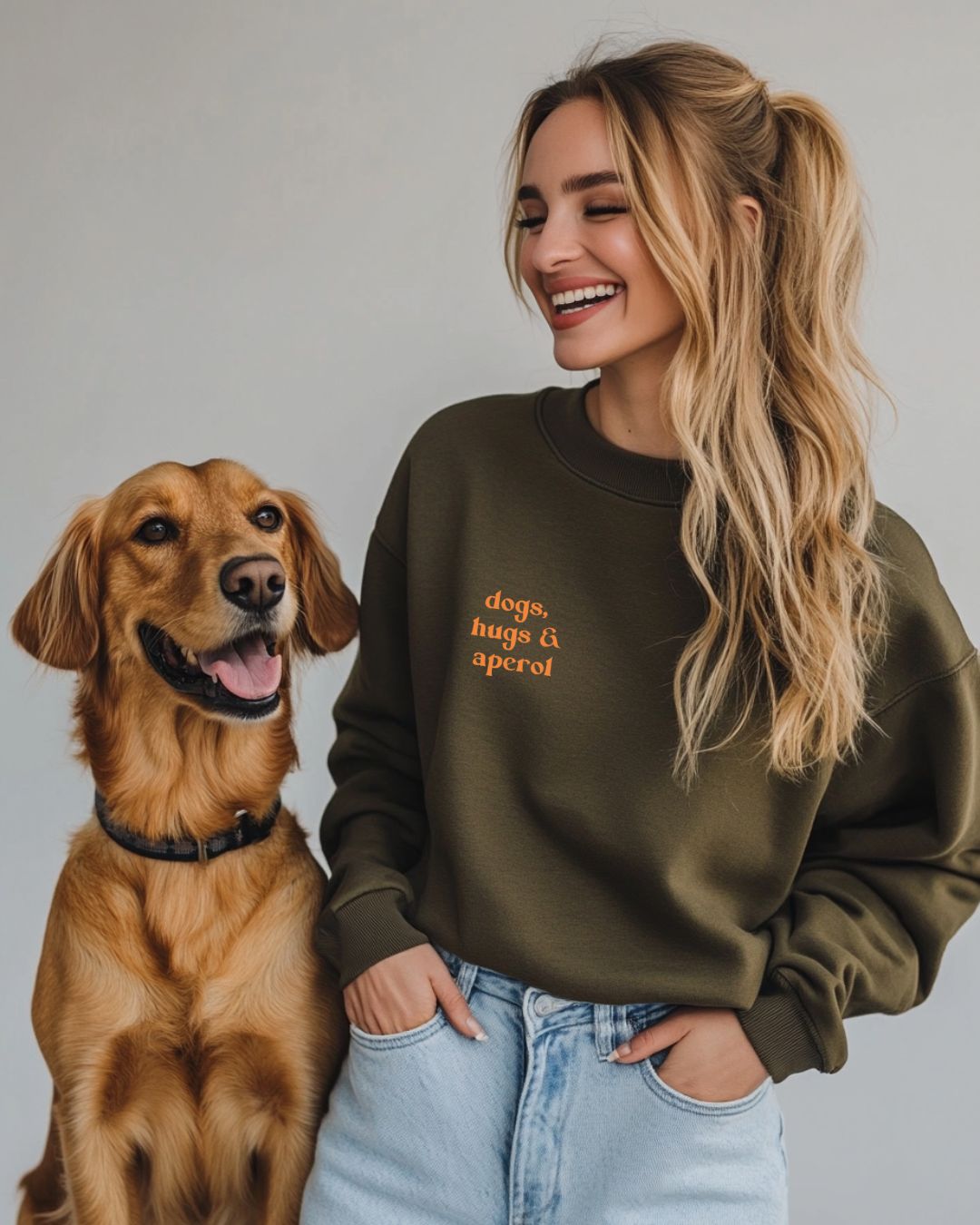 Organic Sweatshirt 'dogs, hugs & aperol' | Forest Green